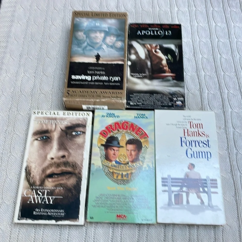 VHS Tom Hanks movie bundle. Cast Away Dragnet Forrest Gump Apollo13 Saving Ryan